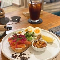 BARTELS Sathorn - Sourdough Sandwiches, Coffee & Juicery สาทร