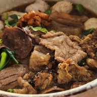 เมนูของร้าน สุน เจ้าเก่า 牛肉面 สาขาโคราช