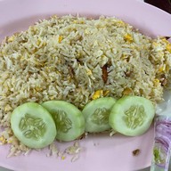 เมนูของร้าน ธาราซีฟู้ด