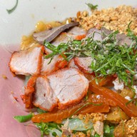 ก๋วยเตี๋ยวสุโขทัย by พี่นิด