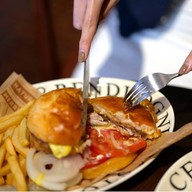 เมนูของร้าน Bacon Salmon