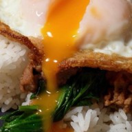ML กะเพราหน้าบ้าน