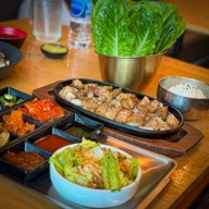 ร้านอาหารเกาหลีแทบัก