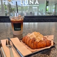 Luna : Crafted Pastry & Espresso
