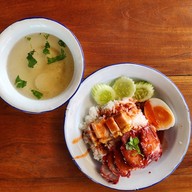 เมนูของร้าน อากง อาม่า ก๊วยจั๊บ