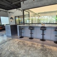 Luna : Crafted Pastry & Espresso