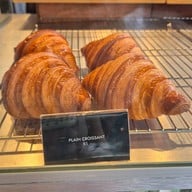 Luna : Crafted Pastry & Espresso