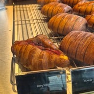 Luna : Crafted Pastry & Espresso