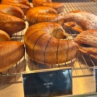 Luna : Crafted Pastry & Espresso