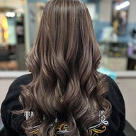 Yui Signature Hair (ยุ้ยซาลอน พุทธมณฑล สาย2) ร้านทำพุทธมณฑลสาย2 ออกเเบบทรงผมชายหญิง ทำสีผม ไฮไลท์ บารายาจ ยืดผม ดัดลอน ดัดวอลลุ่ม แก้ผมพัง ซ่อมผมเสีย บำรุงผม ทำเล็บ ต่อขนตา และสปา นวดหน้า นวดอโรม่า ครบวงจร จังหวัดกรุงเทพฯ พุทธมณฑล สาย2