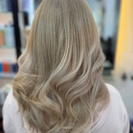 Yui Signature Hair (ยุ้ยซาลอน พุทธมณฑล สาย2) ร้านทำพุทธมณฑลสาย2 ออกเเบบทรงผมชายหญิง ทำสีผม ไฮไลท์ บารายาจ ยืดผม ดัดลอน ดัดวอลลุ่ม แก้ผมพัง ซ่อมผมเสีย บำรุงผม ทำเล็บ ต่อขนตา และสปา นวดหน้า นวดอโรม่า ครบวงจร จังหวัดกรุงเทพฯ พุทธมณฑล สาย2