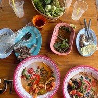 เมนูของร้าน ไก่ย่างวิเชียรบุรีต้นโพธิ์( หน้าCJ )