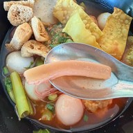 บ้านเย็นตาโฟ by ครัวป้านงค์ กรุงเทพมหานคร
