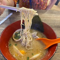 Ur Ramen - ยูอา ราเมน