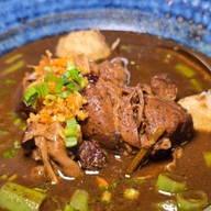 กุ๊กไก่ ก๋วยเตี๋ยวเรือ เขาใหญ่