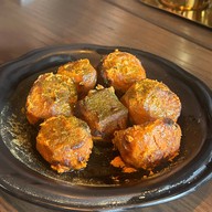 Charcoal Indian Tandoor Grill & Mixology - สุขุมวิท 11 อโศก
