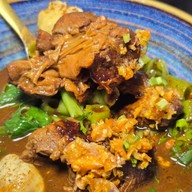 กุ๊กไก่ ก๋วยเตี๋ยวเรือ เขาใหญ่