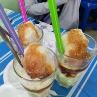 เมนูของร้าน ลอดช่องน้ำตาลข้นโพธิ์การ้อง