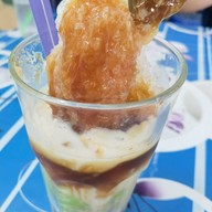 ลอดช่องน้ำตาลข้นโพธิ์การ้อง
