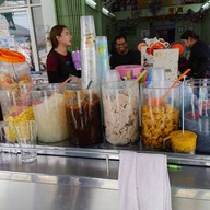 ลอดช่องน้ำตาลข้นโพธิ์การ้อง