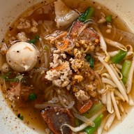บ้านทองสว่าง ก๋วยเตี๋ยวต้มยำอยุธยา