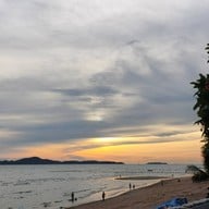 เดอะเฮอริเทจพัทยาบีชรีสอร์ท