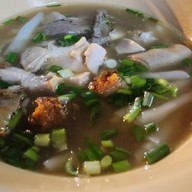 เมนูของร้าน ก๋วยจั๊บตรอกโรงหมูเจ้าเก่า