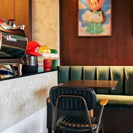 PROMPT Brunch & Bar -