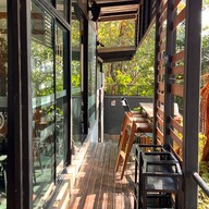 Chic Room by Klom Kafe’