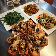 กุ้งเพื่อนแพรว