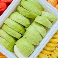 Fruit Station ผลไม้ปอกพร้อมทาน