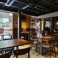 บรรยากาศ Nihon Saiseisakaba BLOQyard