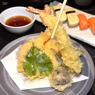 Tsu Japanese Restaurant โรงแรม เจ ดับลิว แมริออท