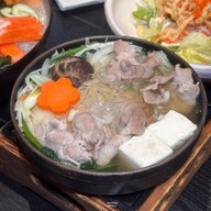 Tsu Japanese Restaurant โรงแรม เจ ดับลิว แมริออท