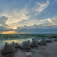 บรรยากาศ 1350 Rooftop Bar