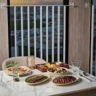 เมนูของร้าน 1350 Rooftop Bar