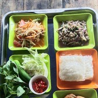 ร้านตำรัมย์-เลย สี่แยกวัดละมุด