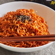 จินจู มาม่าเผ็ดเกาหลี
