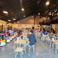 บรรยากาศ Atomcup Coffee & Bakery (atom Cup)