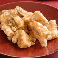 เมนูของร้าน ชูโรงกะเพราเดือดไข่กรอบ Churong Bangkok