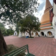 องค์พระปฐมเจดีย์