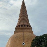 องค์พระปฐมเจดีย์