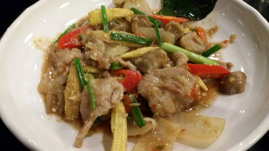 หมูผัดกะปิ