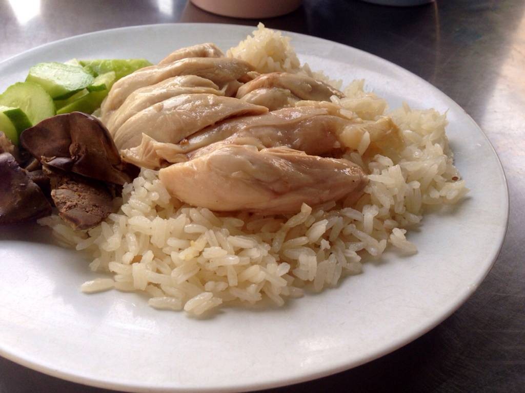 ข้าวมันไก่เกาลูน (นายประทีป)