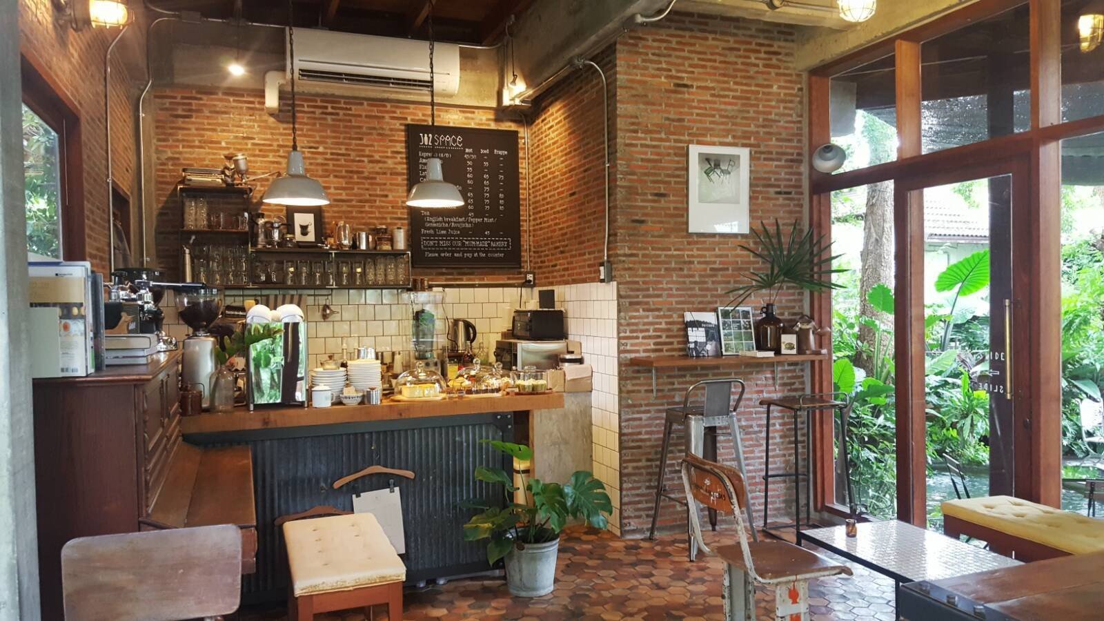 บรรยากาศภายในร้าน