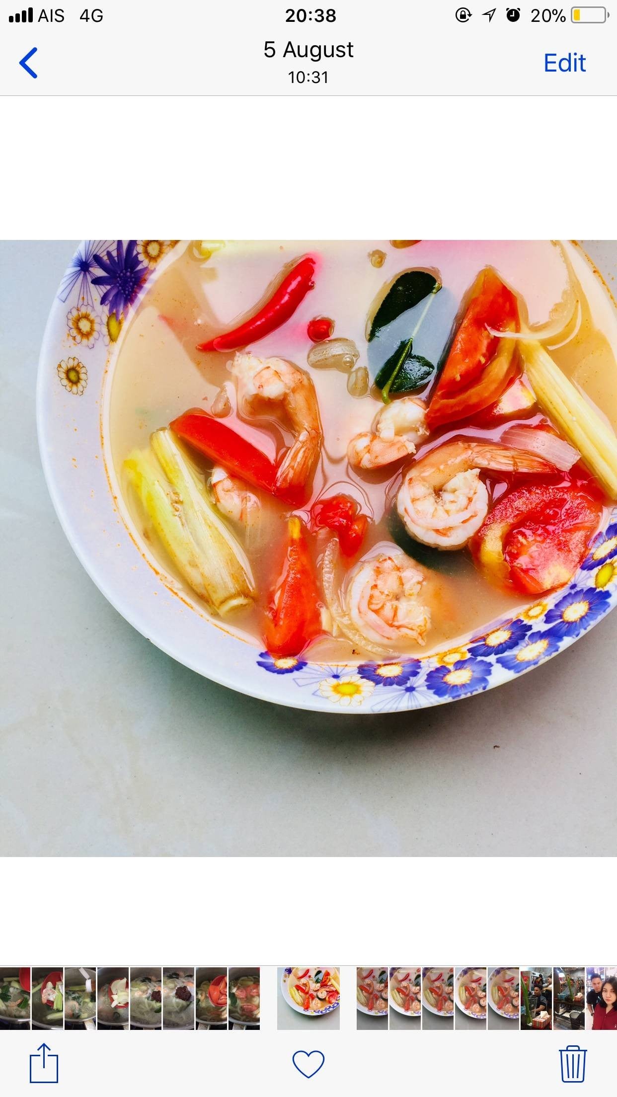 ต้มยำกุ้ง