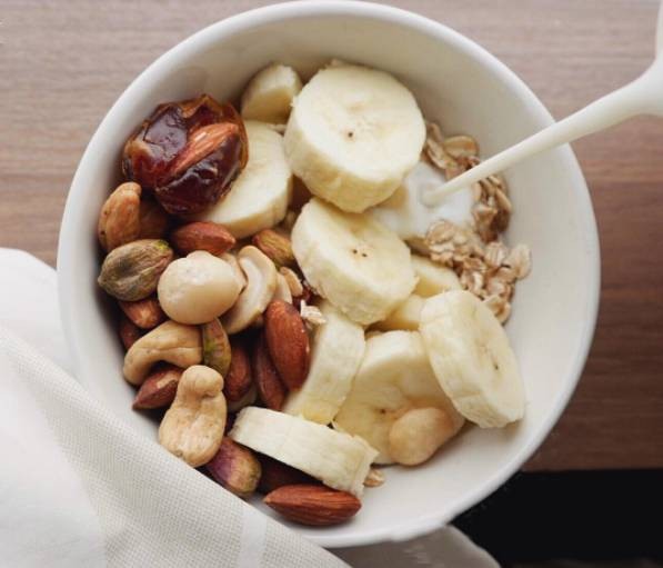 nutty breakfast bowl | อาหารเช้าหวานมันถั่วๆ