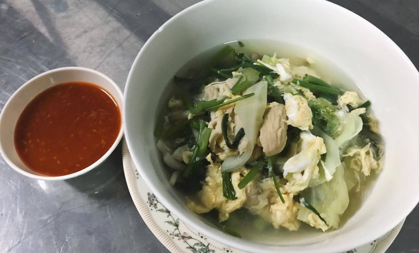 สุกี้น้ำ สูตรทำง่ายๆ เเต่โคตรอร่อย