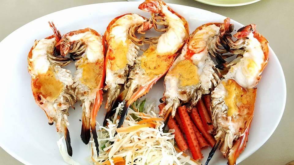 à¸à¸¸à¹‰à¸‡à¹€à¸œà¸²à¸‚à¸™à¸²à¸” 3 à¸•à¸±à¸§à¸•à¹ˆà¸­à¸à¸´à¹‚à¸¥à¸à¸£à¸±à¸¡  à¹€à¸™à¸·à¹‰à¸­à¸ªà¸”à¸«à¸§à¸²à¸™à¹à¸™à¹ˆà¸™  à¸¡à¸±à¸™à¸à¸¸à¹‰à¸‡à¹€à¸•à¹‡à¸¡à¸«à¸±à¸§ à¸—à¸²à¸™à¸à¸±à¸šà¸™à¹‰à¸³à¸ˆà¸´à¹‰à¸¡à¸£à¸ªà¹€à¸”à¹‡