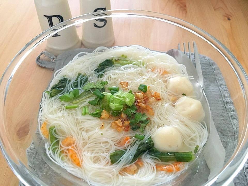 เส้นหมี่ขาวน้ำใส